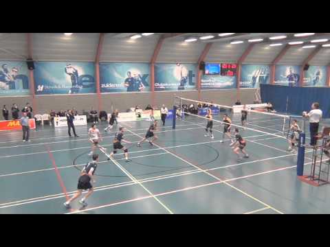 Next Volley pakt opnieuw 3 punten.