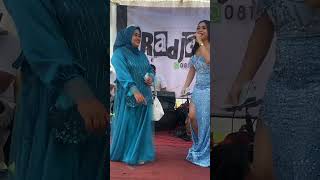 Download lagu Kp nyangkokot pasir wangi _ secawan madu cover Shofy auni mp3 Download lagu Kp nyangkokot pasir wangi _ secawan madu cover Shofy auni mp3