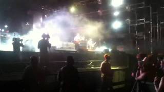 Kings of Leon-Velvet Snow Live @ Coachella 2011