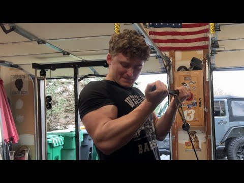 Christmas Eve Arm Day - Winter Bulk Day 58