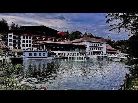 La pas prin Poiana Brasov/ Walking  in Poiana Brasov, Romania