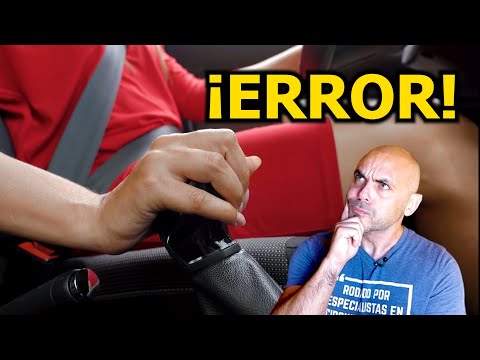 TOP: LAS 5 COSAS que HACEMOS MAL en EL CAMBIO MANUAL: Protege su vida útil… ¡y tu seguridad!