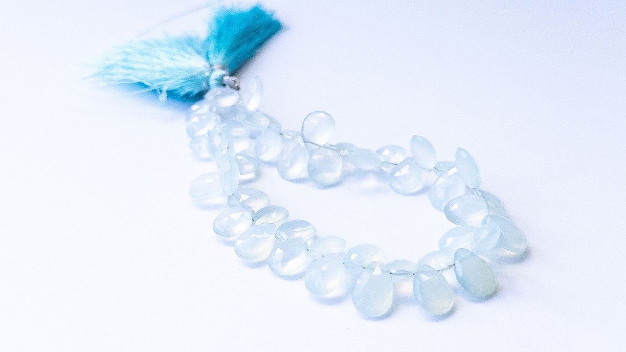 Chalcedony | Faceted Briolette | 7-8mm Bead Size | 20cm Strand Length | 48 Pieces video
