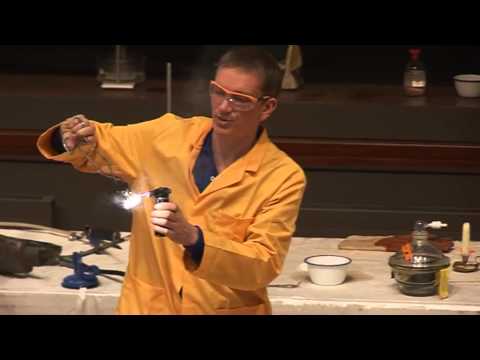 Fire and Flame  38 - Magnesium Burning in CO2
