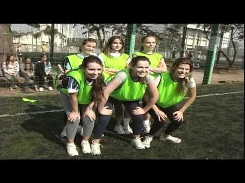 Odontologia PUCRS 2010 02 - Futebol das Gurias