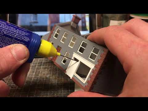 Building A OO Gauge Model Railway: Scratch Build Series - 1.7 The Store Front Part 2