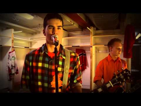 „schwarz-wiis-rot" -- EHC Chur Song -- Dropfox