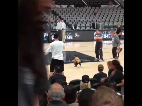 Tony Parker's son on the court with Tim Duncan
