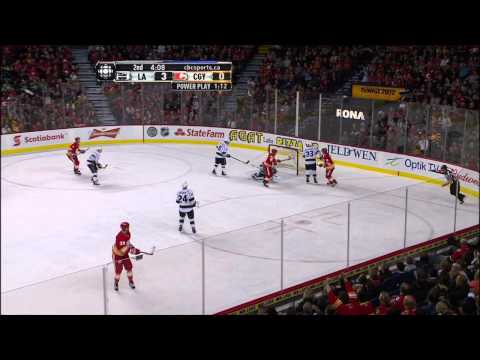 2012-01-14 Cammalleri scores in 1st game back with Flames