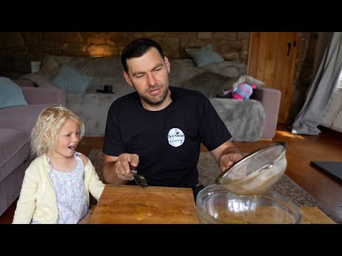 Cheapest Way To Extract Honey - Simple Crush And Strain Method For Clean Raw Honey At Home