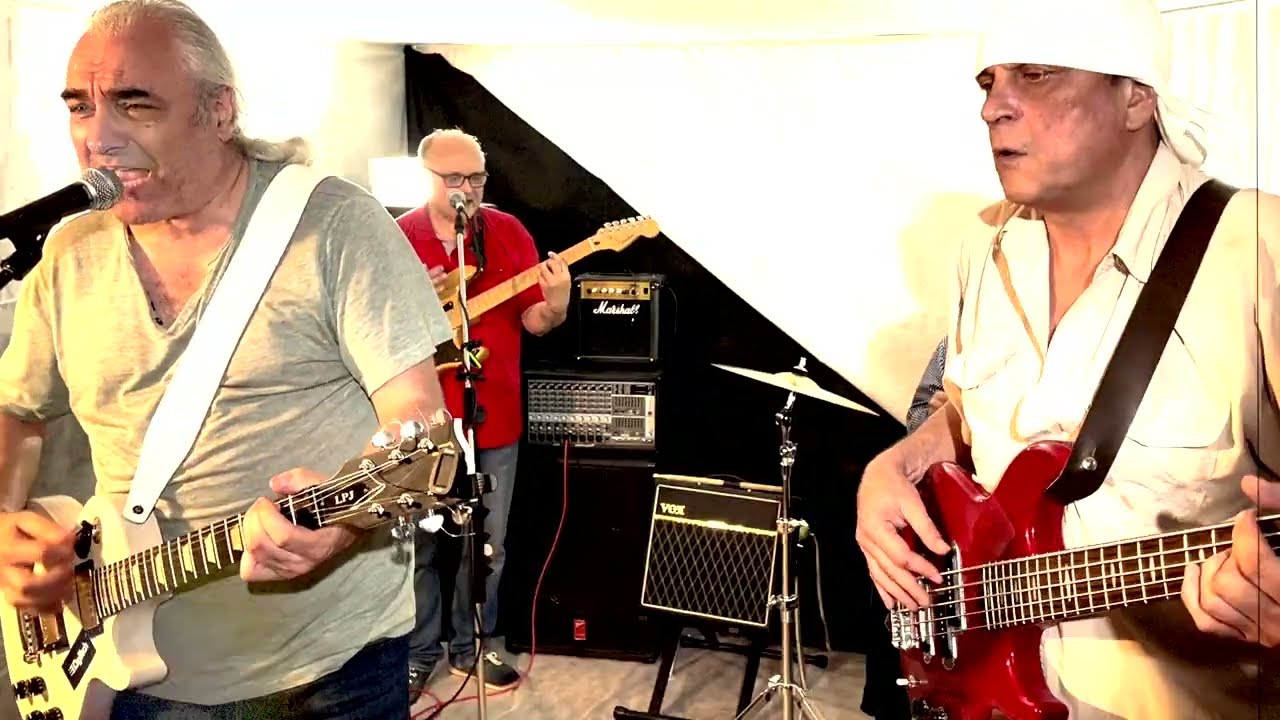 Постер видео