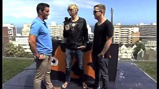 Goldfish performs "Moonwalk Away" on Expresso