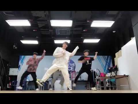 HOW YOU LIKE THAT COVER BY GMM BOYS(FIAT, PATRICK , TOPTAP AND ARM)