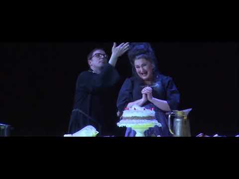 AGNES ZWIERKO / Chiwrja scene 3 act II - SOROCHINSKAYA YARMARKA