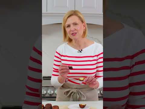 How to Bake this Classic French Dessert - Cannelé de Bordeaux!