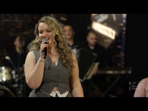 Andrea Atanasovska & Zdrave Mjuzik -  Sakam da me krades  (ImaT NemaT)