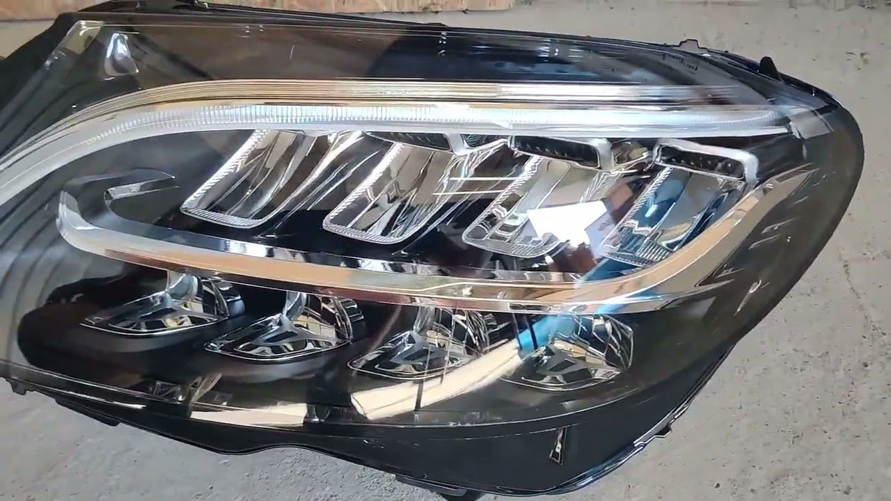 Передние фары (2 шт, без блоков, рестайлинг) Video 2