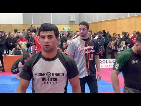 Wali Abdullah vs Tehmoor Abbas - Grappling Industries London 2022 - No-Gi - Adult - Advanced