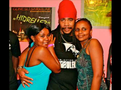 Turbulence f/ Kananga - Girls Love We So