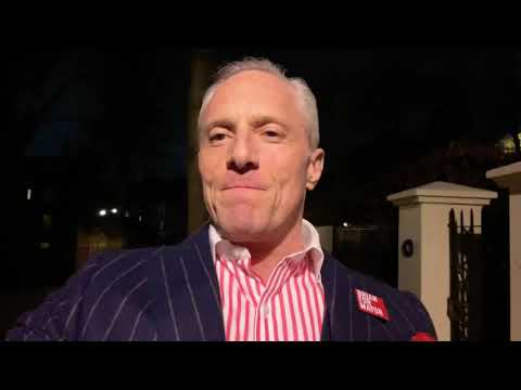 LOOK ?私の顔を見て、sadiq khanやshaun baileyにリーダーシップがあるかどうかを教えてください。 (LOOK ? ME IN THE FACE & TELL ME SADIQ KHAN OR SHAUN BAILEY HAVE ANY LEADERSHIP SKILLS WHATSOEVER ?)