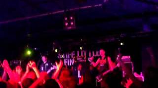 stiff little fingers cardiff -wasted life- plastic pint glass incident!
