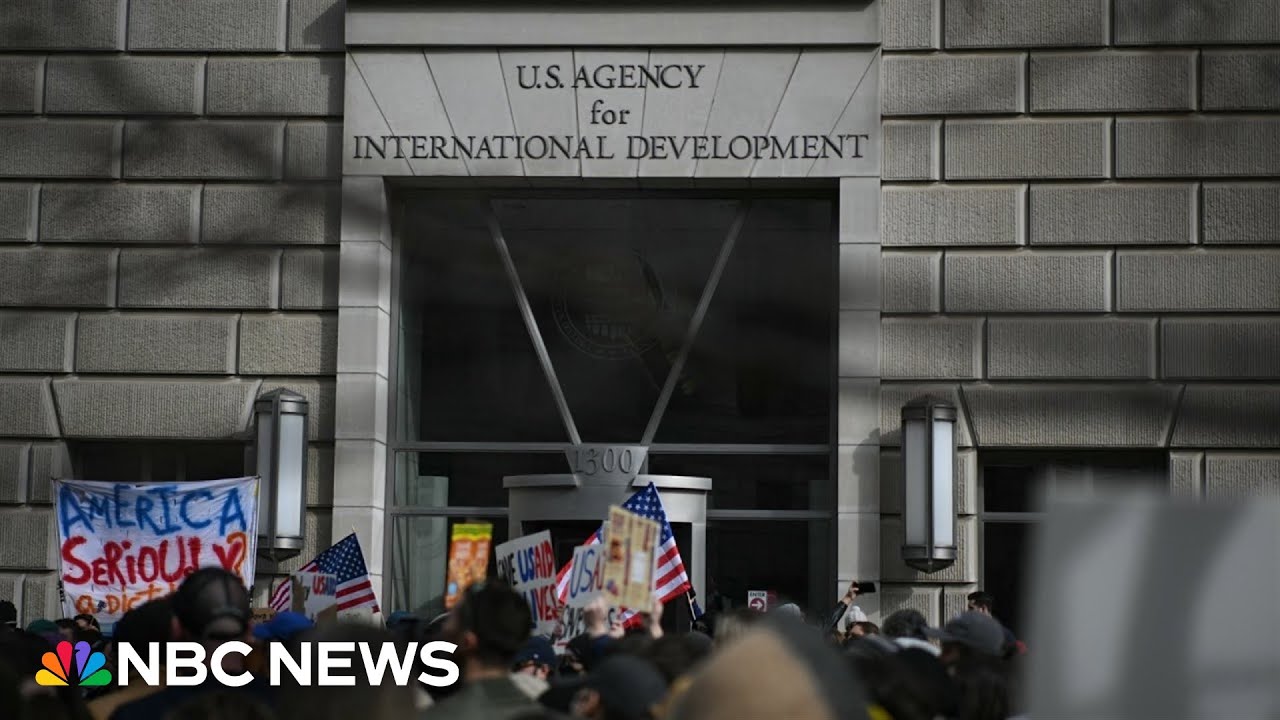 Democratic senator puts 'blanket hold' on Trump's State Dept. nominees following USAID threat