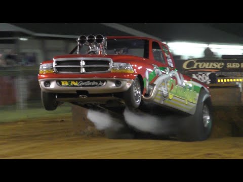 High Horsepower Thunder Truck And Tractor Pull