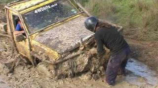 preview picture of video 'Northland 4WD Winch Challenge 2'