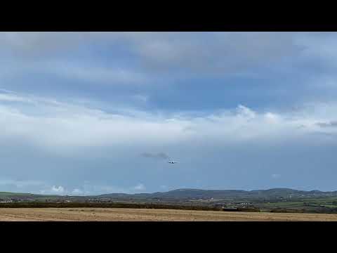 British Airways Boeing 747-4 G-CIVF final flight into Newquay Airport 25/10