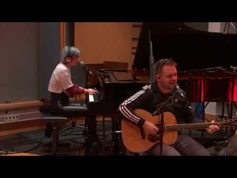 Lea Sirk - Shallow [Jutranji koncert pri Andreju] [Live radio performance - A Star Is Born]