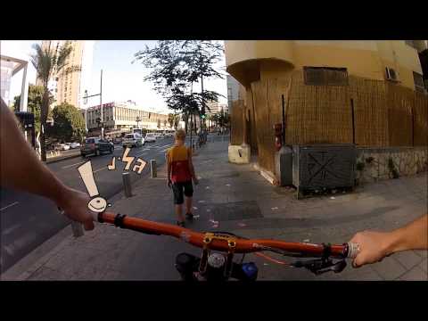 כמה מצחיק: אופניים בתל אביב [Digital_Me - Bike Rider]