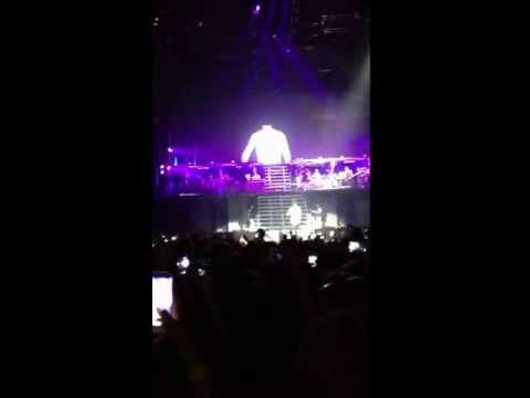 Justin Bieber talking to fans and singing his own version of Rack City