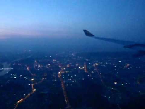 LANDING IN SHENZEN.AVI