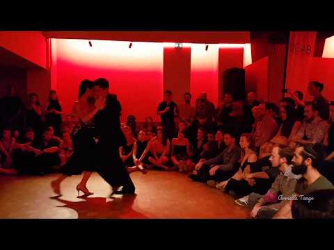 Carlos Espinoza & Majo Martirena ❤ Una Piba Como Vos (Los Auténticos Reyes) @ Paris - El Garrón