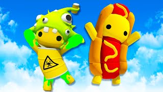 We Turn into Radioactive Monsters and Hot Dogs in Wobbly Life Multiplayer!