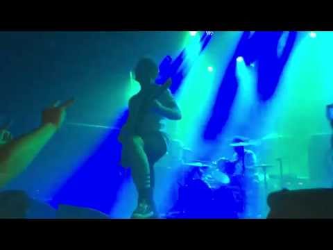 Kill The Kong - The Creature / Black Bones (Live)