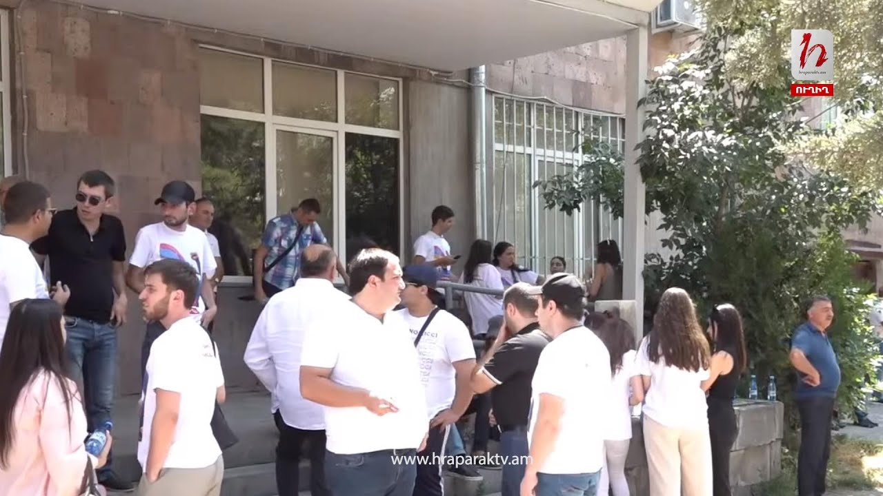 #Ուղիղ․ Դատարանը շարունակում է քննել Արմեն Աշոտյանի կալանքը երկարաձգելու մասին միջնորդությունը