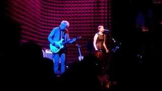 Suzanne Vega Left of Center NYC Nov. 2014 (with intro)