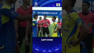 Download lagu Bekham Putra dipercaya mengenakan ban kapten di laga Arema vs Persib! #shorts mp3