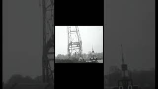 Floating sheerlegs overturned in the North Sea Canal