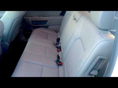 Honda Pilot 2nd & 3rd row seating