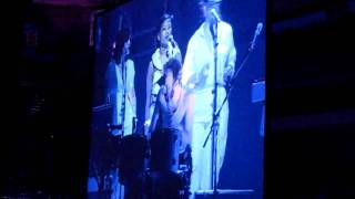 LCD Soundsystem- Starry Eyes (live). 4/2/11, MSG, NYC