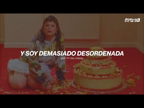 Lola Young - Messy (Español + Lyrics) | video musical