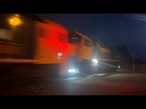 Down 9149 Pacific National grain with G529 and XR558 heading towards Ballarat 16/11/2024