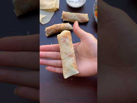 Easy Spring Roll Folding Technique #Shorts #rollfolding #springrollfolding #springrollwrap #food