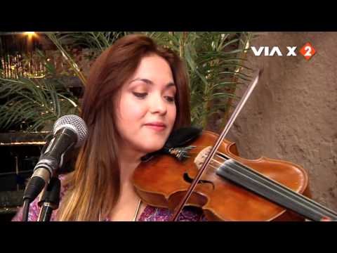 Aticoy: "Juana Rosa" en Moov // VIA X 2