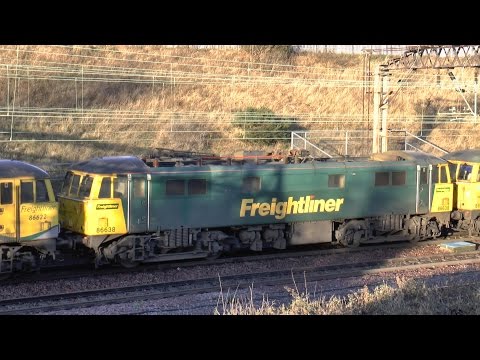 Unusual Quadruple Headed class 86 @ Crewe 03-11-14