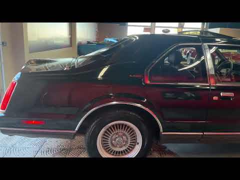 1988 Lincoln Mark VII (CC-2117297) for sale in West Babylon, New York