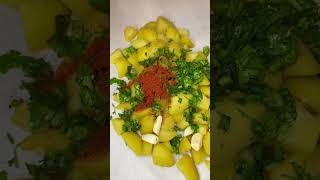 Meilleure astuce pour cuisiner des pomme de terre au four ! 🔥 #faizacooking #shorts #youtubeshorts