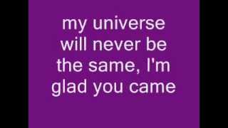Glad You Came - Glee Version with lyrics